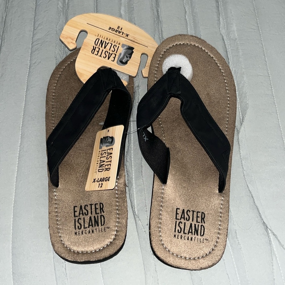 NWT MENS SUZE 12 EASTER ISLAND MERCANTILE FLIP FLOPS